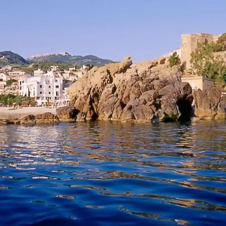 Museo D'arte Contemporanea Atelier Sul Mare Hotel 3*