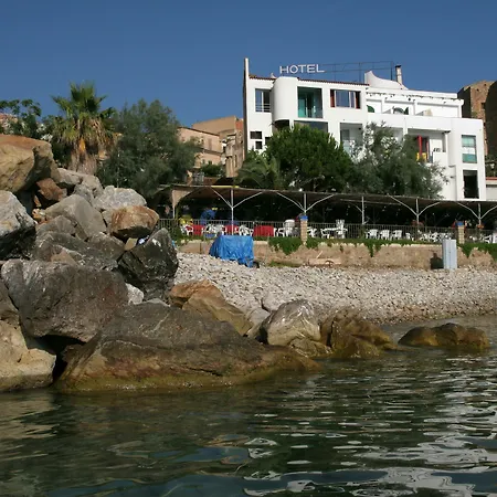 Museo D'arte Contemporanea Atelier Sul Mare Hotel 3*