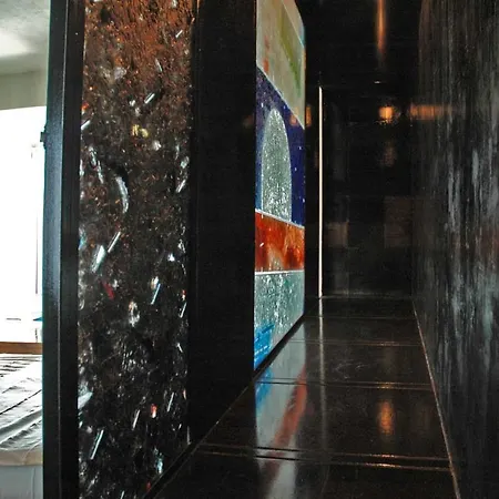 Museo D'arte Contemporanea Atelier Sul Mare 3*